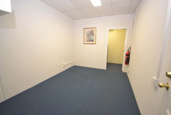 32 Stiles Avenue Burswood WA 6100 - Image 7