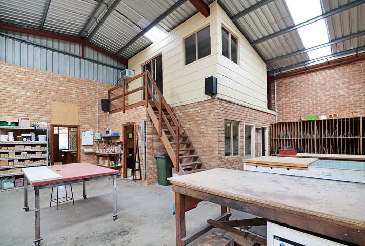 367  Sevenoaks Street Cannington WA 6107 - Image 25