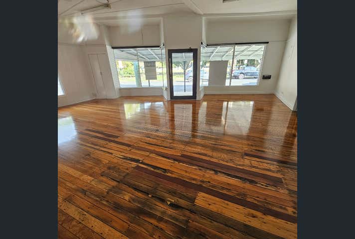 141 riding road Hawthorne QLD 4171 - Image 9