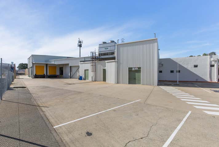 12 Hanwell Way Bassendean WA 6054 - Image 13