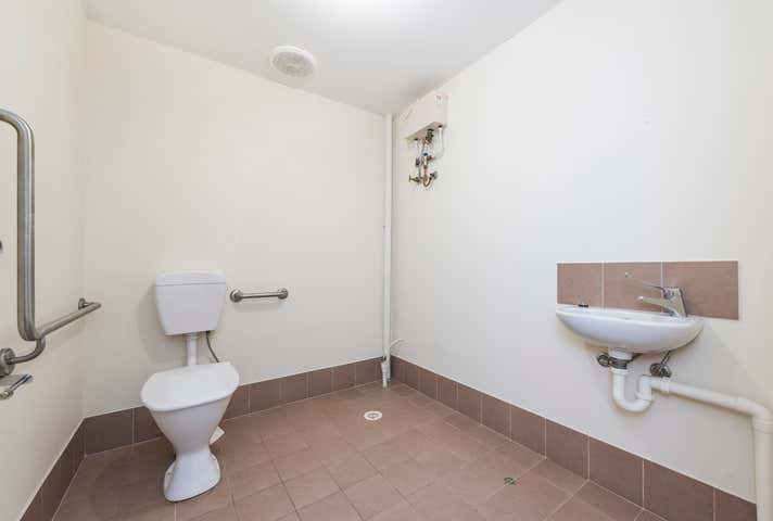 2/24  Comserv Loop Ellenbrook WA 6069 - Image 5