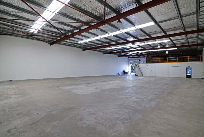 7 Adams Drive Welshpool WA 6106 - Image 3