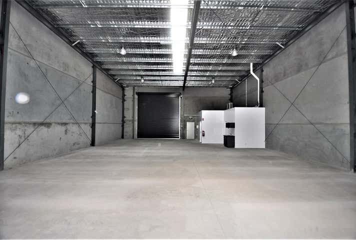 13a Roanoak crt East Bendigo VIC 3550 - Image 5