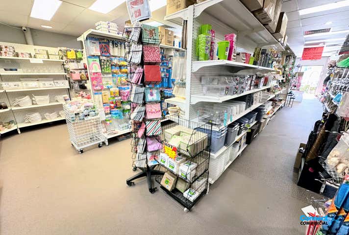 3 & 4, 5 Cottonwood Place Oxenford QLD 4210 - Image 5