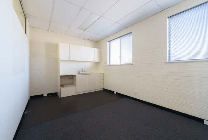 2 Mackie Street Victoria Park WA 6100 - Image 14