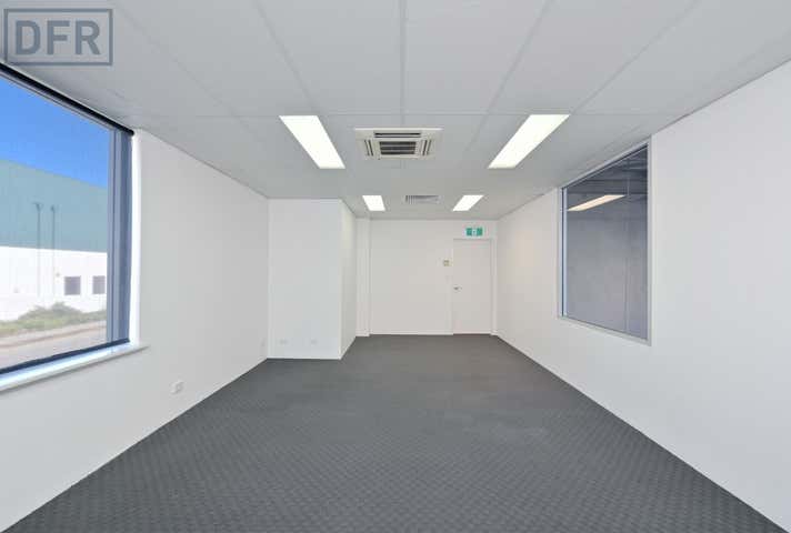 1/17 Caloundra Road Clarkson WA 6030 - Image 11