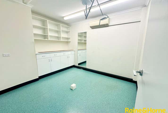 Suite 5, 34 Woodriff Street Penrith NSW 2750 - Image 4