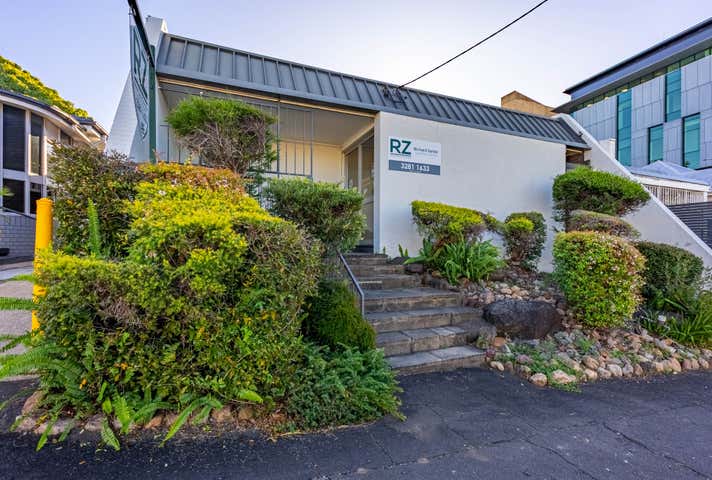 49 Ellenborough Street Ipswich QLD 4305 - Image 2