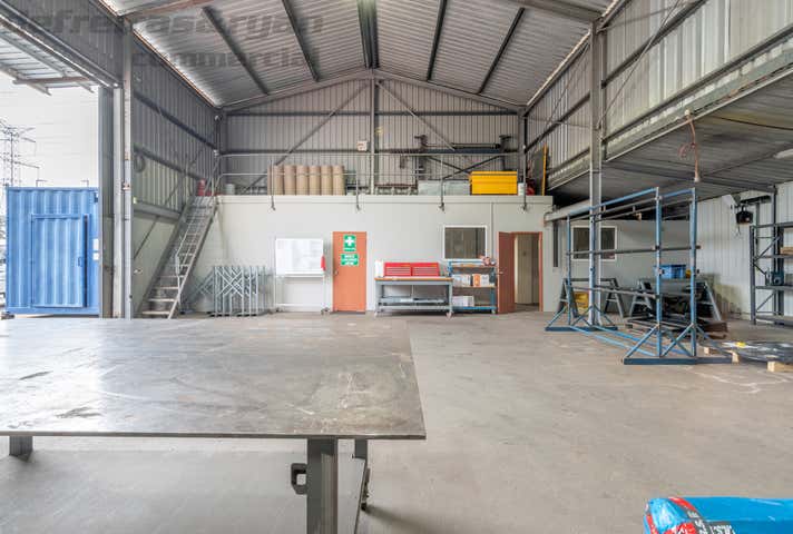 33 Buckley Street Cockburn Central WA 6164 - Image 9