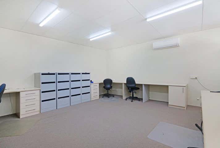 19 Stebbing Road Maddington WA 6109 - Image 8