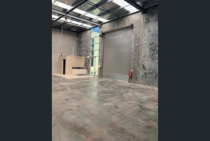 Unit 4, 5 Katherine Drive Ravenhall VIC 3023 - Image 4