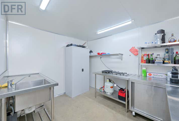 1/27 Mordaunt Circuit Canning Vale WA 6155 - Image 17