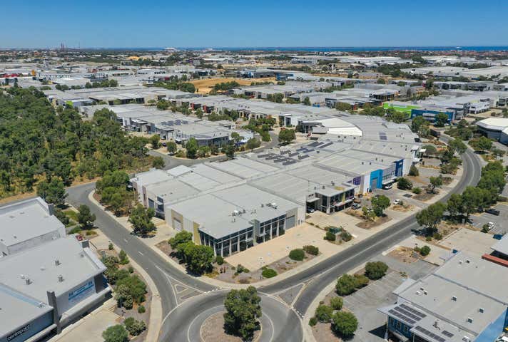 2/30 Discovery Drive Bibra Lake WA 6163 - Image 26