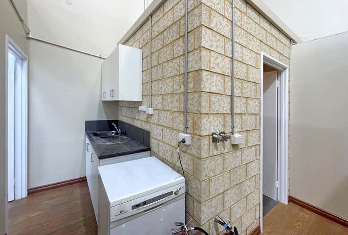 Unit 3, 2 Kalinga Way Landsdale WA 6065 - Image 13