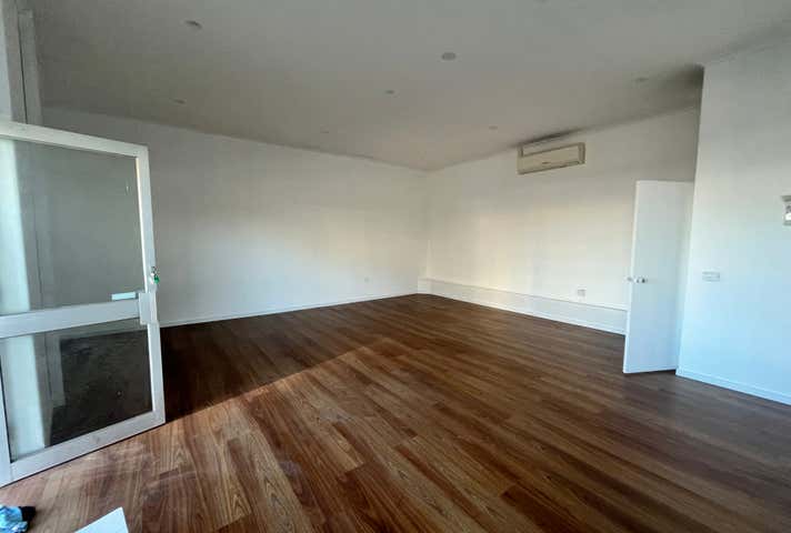 2 The Boulevard Thomastown VIC 3074 - Image 8