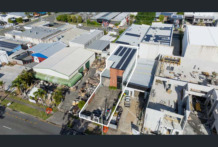 11 Ozone Parade Miami QLD 4220 - Image 3