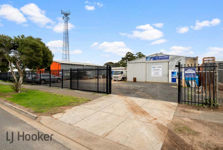 7 Barfield Crescent Edinburgh North SA 5113 - Image 18