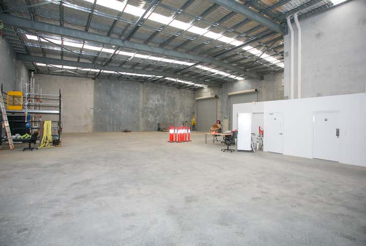 Unit 4, 37 Greenwich Pde Neerabup WA 6031 - Image 12