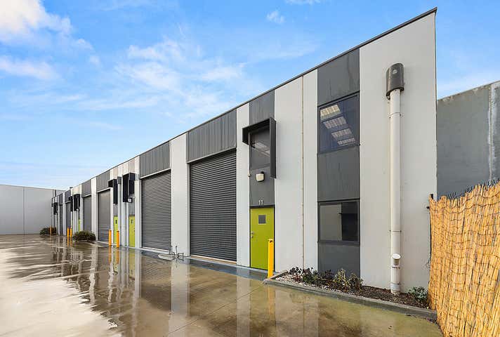 11/9-11 Graham Daff Boulevard Braeside VIC 3195 - Image 2