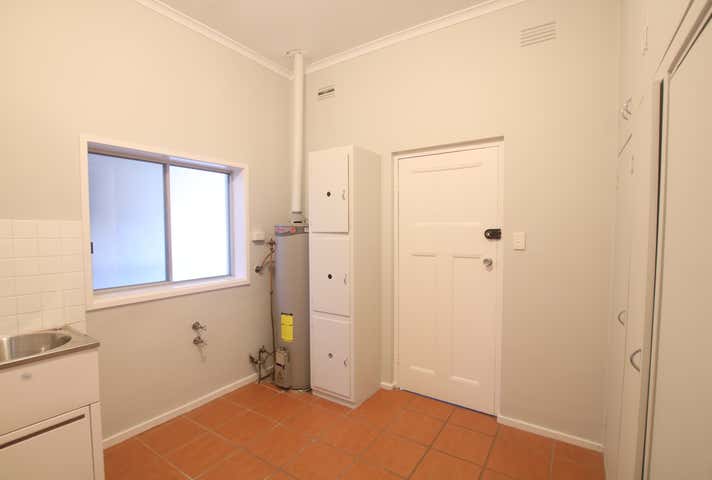 69 Rose Street Essendon VIC 3040 - Image 13