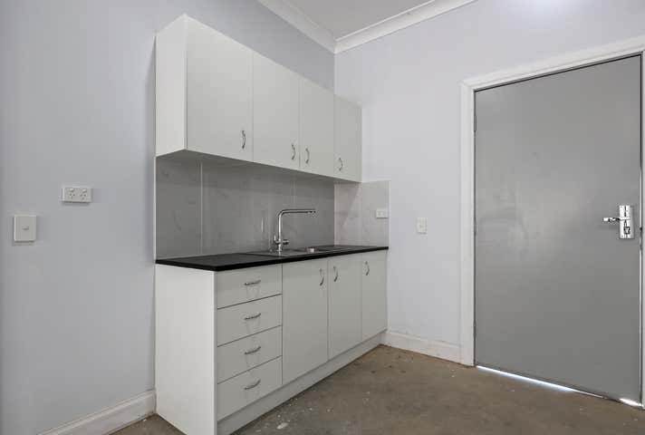 24 North Terrace Port Elliot SA 5212 - Image 16