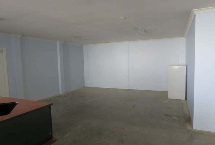 6 Darlot Road Landsdale WA 6065 - Image 8