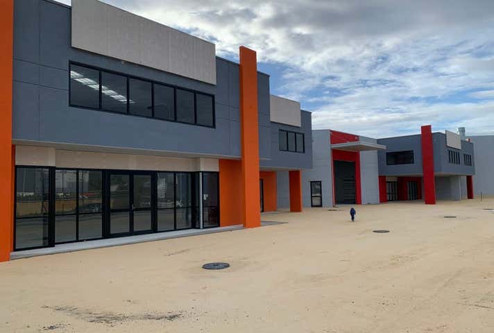 32 Supreme Loop Gnangara WA 6077 - Image 12