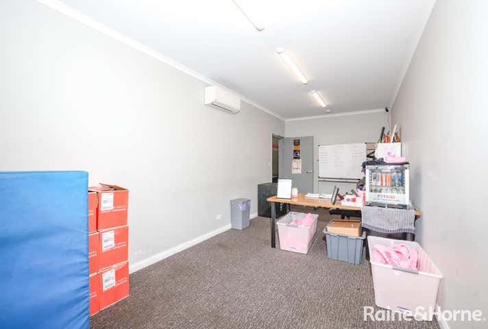3/32 Corporation Avenue Robin Hill NSW 2795 - Image 2
