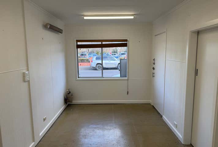 4 Jennings Street Kyneton VIC 3444 - Image 4