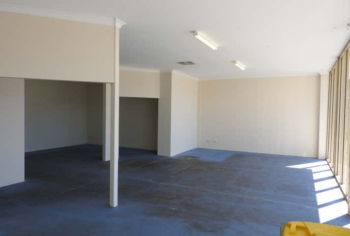 1/9 Carr Place Myaree WA 6154 - Image 6