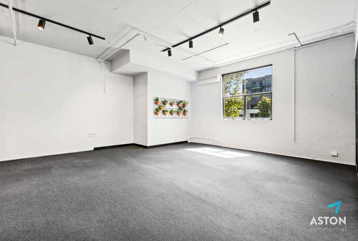 2/31 Izett Street Prahran VIC 3181 - Image 2