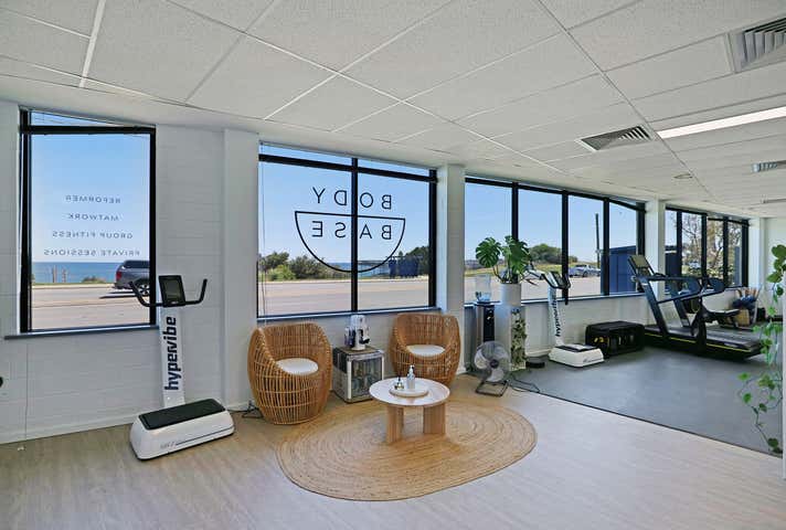 1/124 Stirling Highway North Fremantle WA 6159 - Image 3