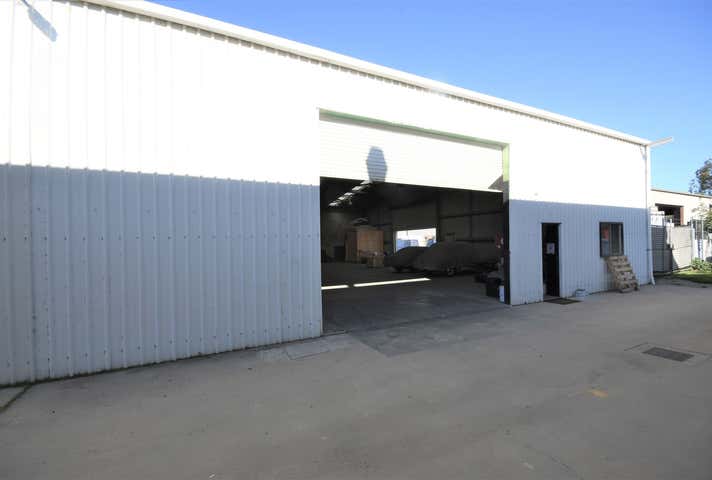 877 Ramsden Drive North Albury NSW 2640 - Image 8