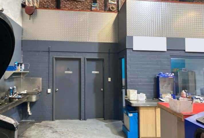 Unit 4, 30 Paramount Drive Wangara WA 6065 - Image 14