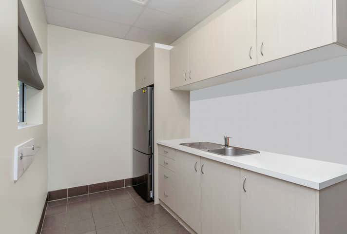 Suite 3, 24-28 Ross River Road Mundingburra QLD 4812 - Image 14