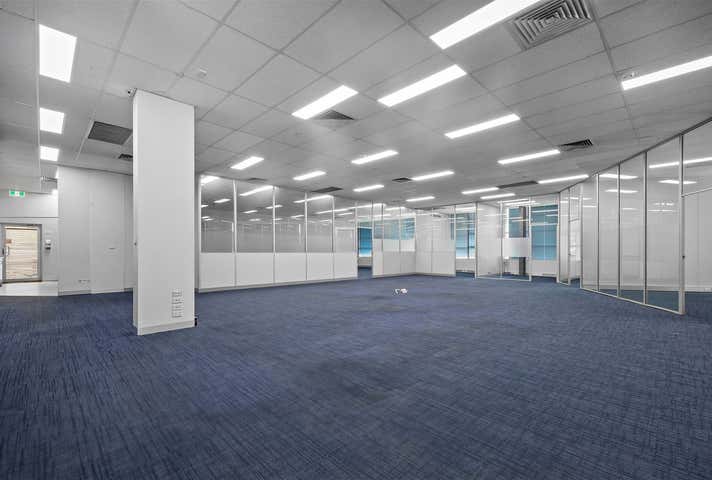 1/85 Salmon Street Port Melbourne VIC 3207 - Image 3