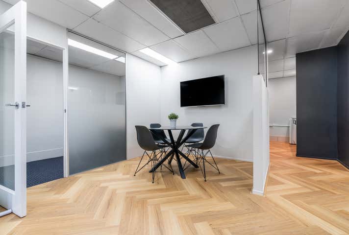 17/42 Bundall Road Bundall QLD 4217 - Image 6