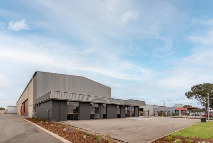 13-15 Coulson Way Canning Vale WA 6155 - Image 2