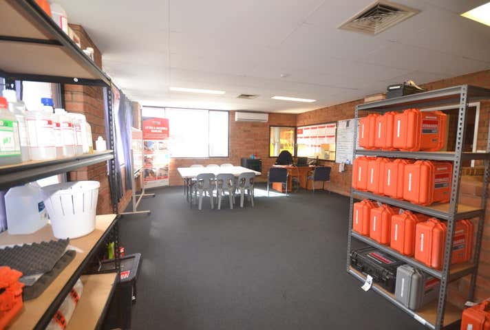 198 Campbell Street Belmont WA 6104 - Image 4