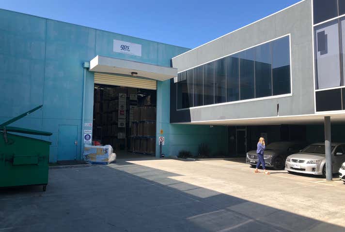 3/3 Capital Court Braeside VIC 3195 - Image 2