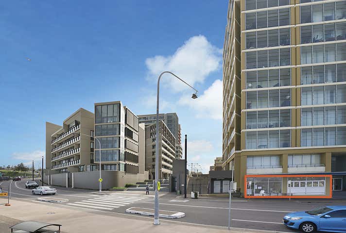 102/61 Shortland Esplanade Newcastle NSW 2300 - Image 1
