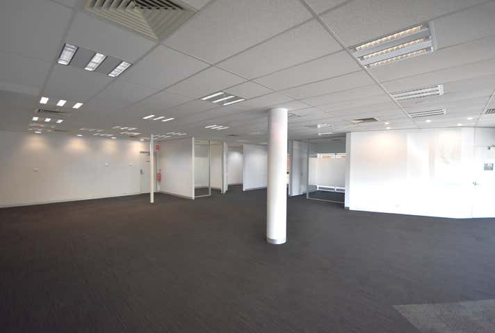 1-2/324 Griffith Road Lavington NSW 2641 - Image 5