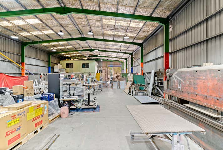 17 York Road Ingleburn NSW 2565 - Image 4