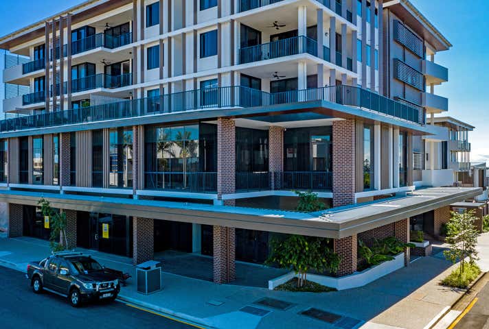 Ground Floor, 66 Bay Terrace Wynnum QLD 4178 - Image 1