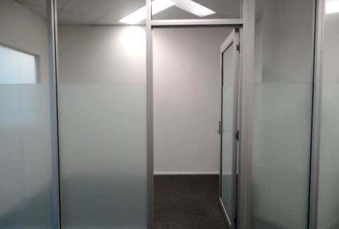 Suite 15, 10 Burnside Road Ormeau QLD 4208 - Image 5