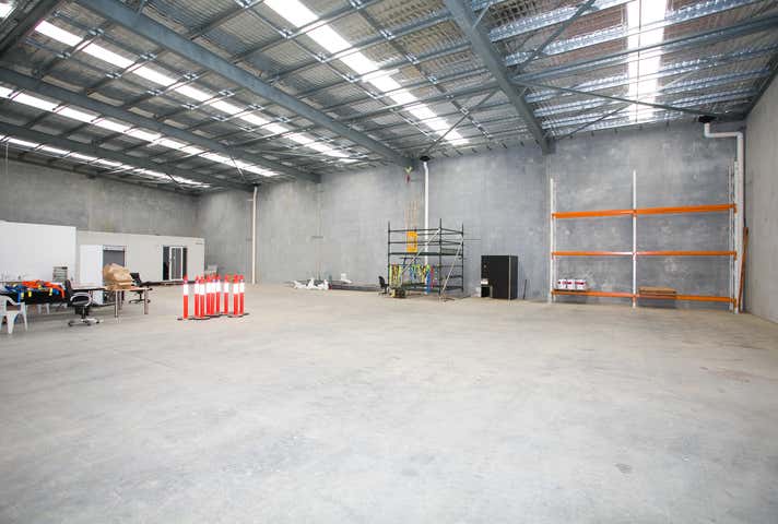 Unit 4, 37 Greenwich Pde Neerabup WA 6031 - Image 8