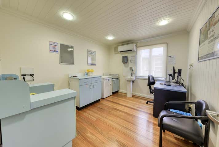 447-449 Draper Street Parramatta Park QLD 4870 - Image 15