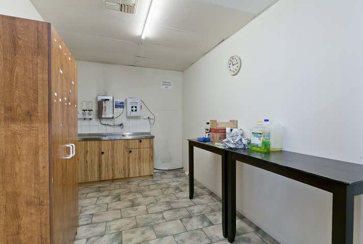 37 Farrall Road Midvale WA 6056 - Image 12