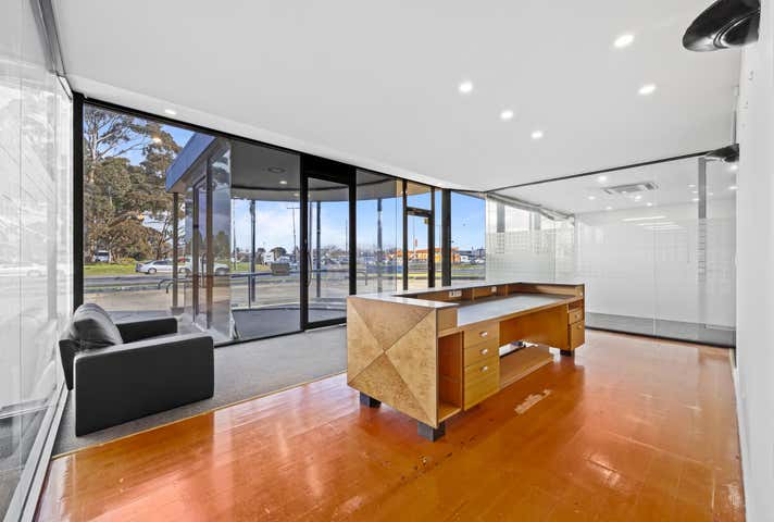 998 Norman Street Wendouree VIC 3355 - Image 4