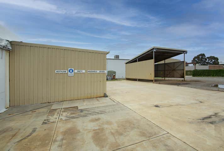 6 Steel Court + 5 Anvil Close South Guildford WA 6055 - Image 22